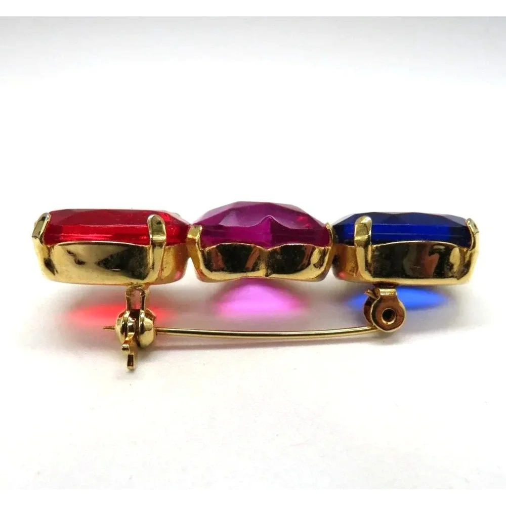 Costume‎ Gold Tone Lucite Stone Brooch Pin Blue Pink Red Heart Oval Rhinestone